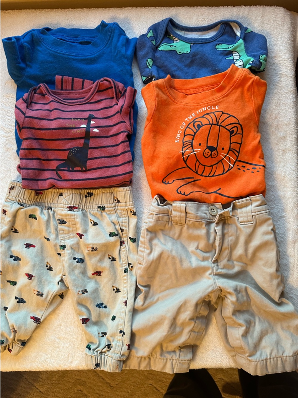 GAP Infant Neutral Cream Elastic Waist Shorts